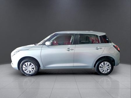 2025-Suzuki-Swift-12-GL_3