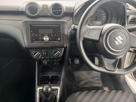 2024-Suzuki-Swift-12-GA_9