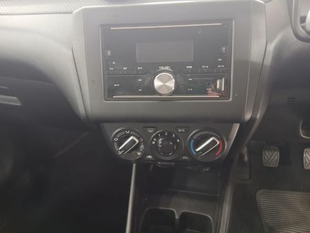 2024-Suzuki-Swift-12-GA_10