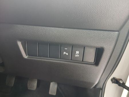 2024-Suzuki-Swift-12-GA_16