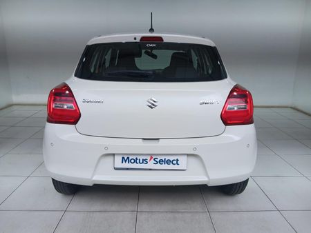 2024-Suzuki-Swift-12-GA_5