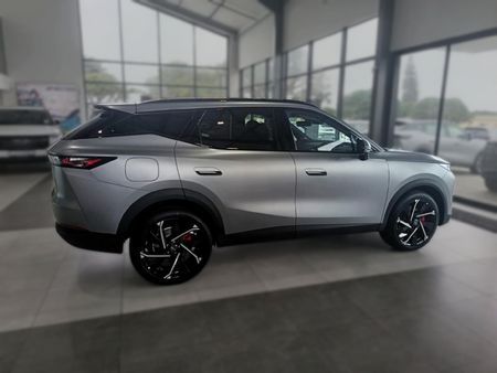 2026-Omoda-C7-16T-Elegance_6