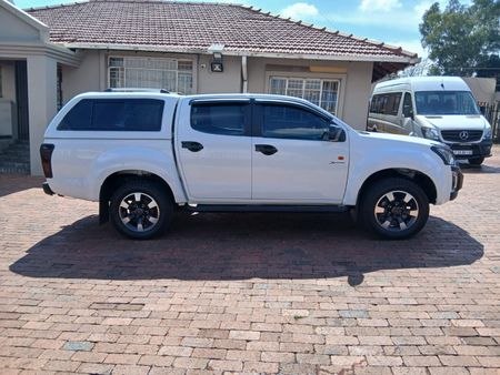 2016-Isuzu-KB-250-D-Teq-HO-X-Rider-Double-Cab_6