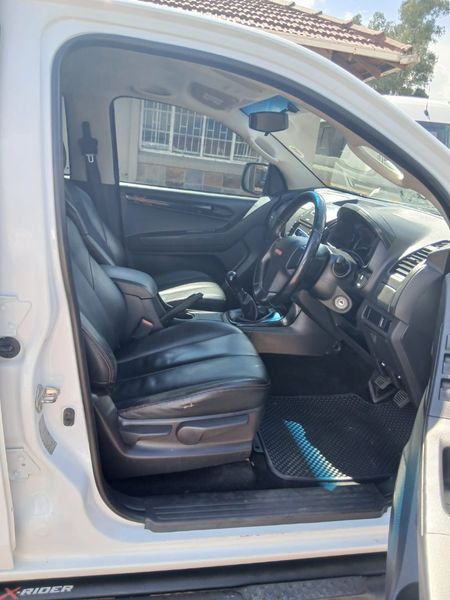 2016-Isuzu-KB-250-D-Teq-HO-X-Rider-Double-Cab_8