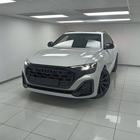 2026-Audi-SQ8-Quattro-Auto-Black-Edition-373kW_0