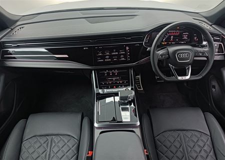 2026-Audi-SQ8-Quattro-Auto-Black-Edition-373kW_17
