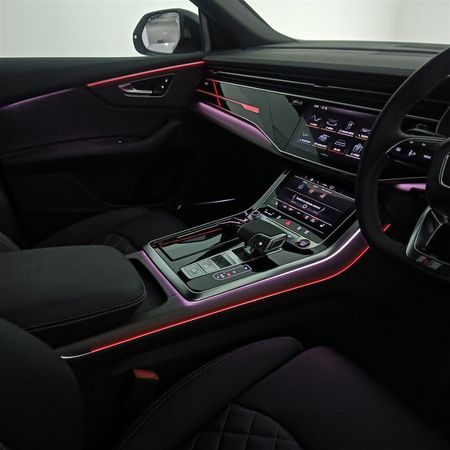 2026-Audi-SQ8-Quattro-Auto-Black-Edition-373kW_25
