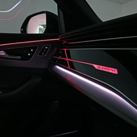 2026-Audi-SQ8-Quattro-Auto-Black-Edition-373kW_26