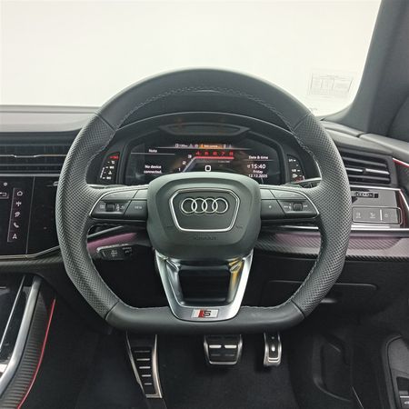 2026-Audi-SQ8-Quattro-Auto-Black-Edition-373kW_39