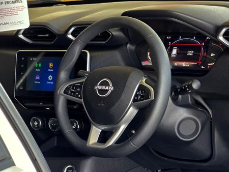 2026-Nissan-Magnite-10-Acenta-AMT_14