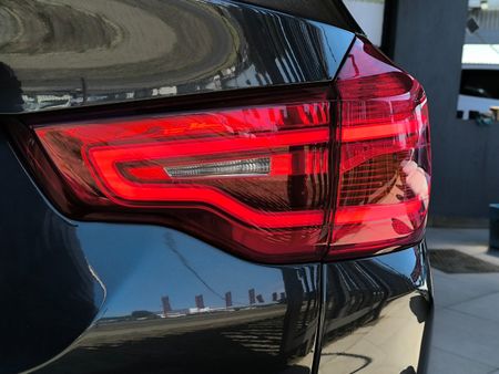 2019-BMW-X3-xDrive20d-M-Sport-Auto_25