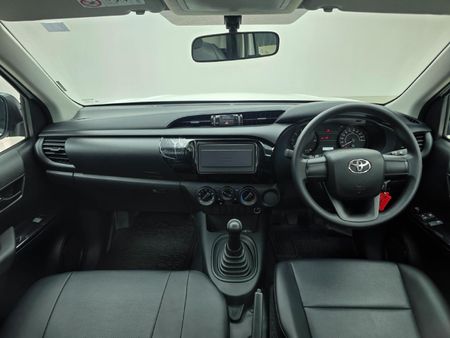 2026-Toyota-Hilux-24-GD-Single-Cab_13