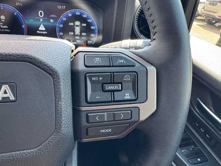 2025-Toyota-Land-Cruiser-Prado-VX-R-28GD-Auto_17