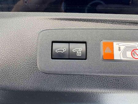 2025-Toyota-Land-Cruiser-Prado-VX-R-28GD-Auto_20