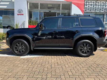2025-Toyota-Land-Cruiser-Prado-VX-R-28GD-Auto_30