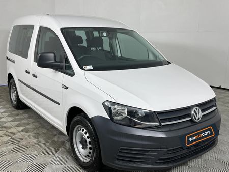 2020-Volkswagen-Caddy-20-Trendline_11