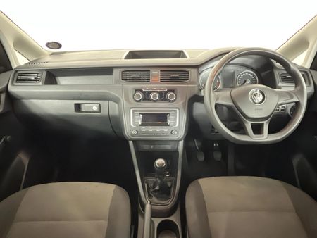 2020-Volkswagen-Caddy-20-Trendline_1