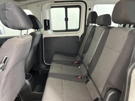 2020-Volkswagen-Caddy-20-Trendline_3