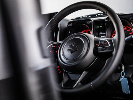 2026-Suzuki-Jimny-15-GLX-AllGrip-5-Door_10