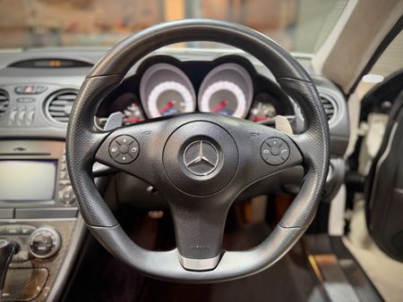 2010-Mercedes-AMG-SL-63-AMG_14