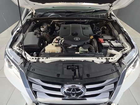 2020-Toyota-Fortuner-28-GD-6-4x4-Auto_5
