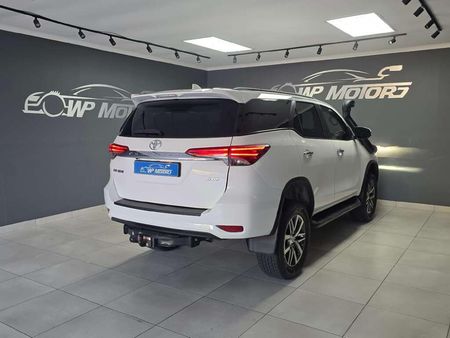 2020-Toyota-Fortuner-28-GD-6-4x4-Auto_7