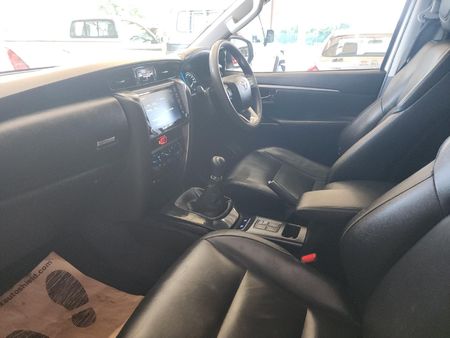 2021-Toyota-Fortuner-24-GD-6-Raised-Body_6