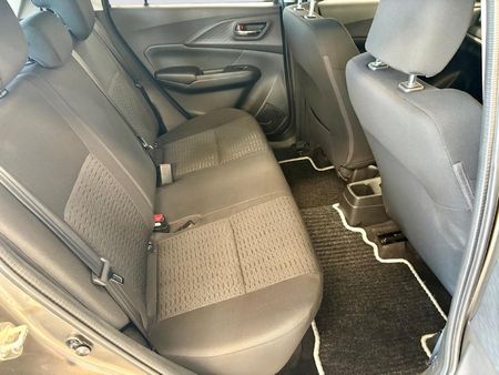 2026-Suzuki-Swift-12-GL_8