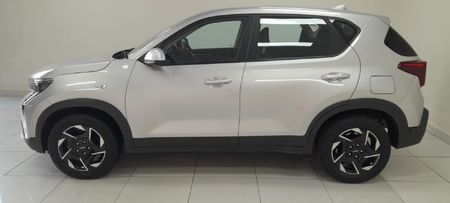 2024-Kia-Sonet-15-LX_3