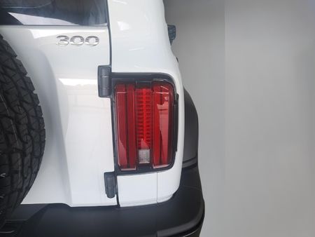 2025-GWM-Tank-300-24TD-Ultra-Luxury-4x4-Auto_11