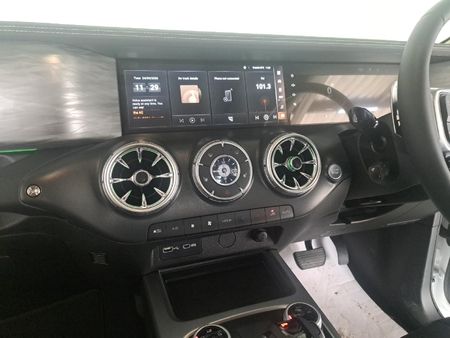 2025-GWM-Tank-300-24TD-Ultra-Luxury-4x4-Auto_19