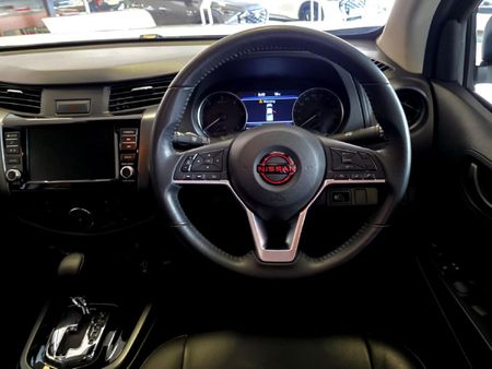 2025-Nissan-Navara-25-DDTi-PRO-2X-Auto-Double-Cab_9