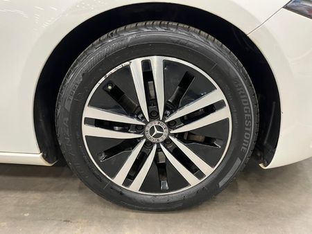 2018-Mercedes-Benz-A-Class-A-200-Auto_8