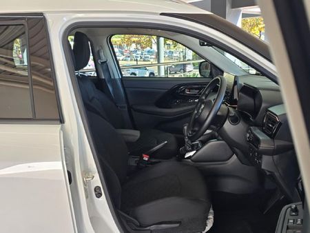 2026-Suzuki-Across-15-GL-Mild-Hybrid_14