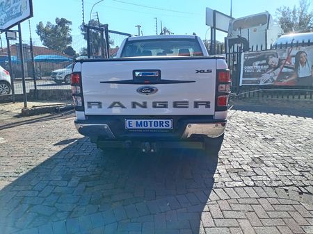 2022-Ford-Ranger-22-TDCi-XLS-Double-Cab_16