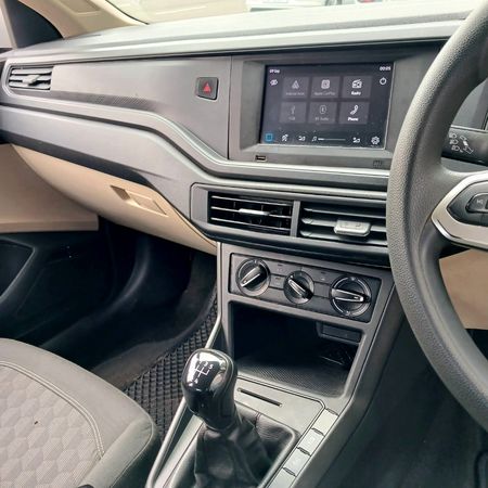 2023-Volkswagen-Polo-Classic-16-Life_9