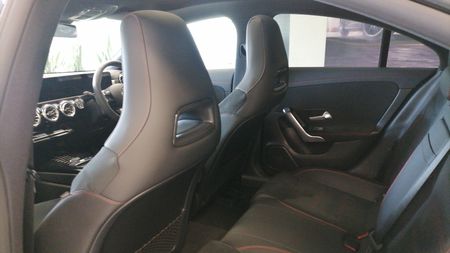 2026-Mercedes-Benz-CLA-200-Progressive_15