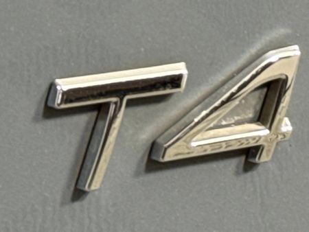 2022-Volvo-XC40-T4-R-Design-Auto_11