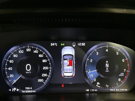 2022-Volvo-XC40-T4-R-Design-Auto_2