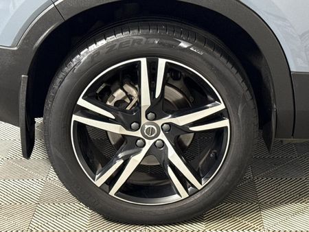 2022-Volvo-XC40-T4-R-Design-Auto_7