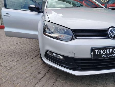 2023-Volkswagen-Polo-Vivo-14-Comfortline-5-dr_9