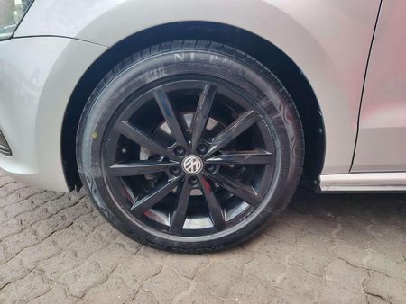 2023-Volkswagen-Polo-Vivo-14-Comfortline-5-dr_14