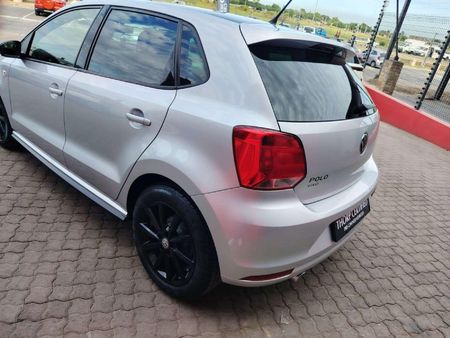 2023-Volkswagen-Polo-Vivo-14-Comfortline-5-dr_6