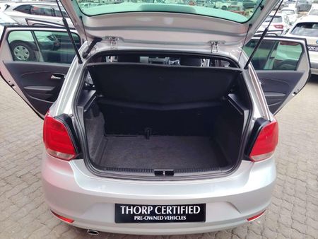 2023-Volkswagen-Polo-Vivo-14-Comfortline-5-dr_8