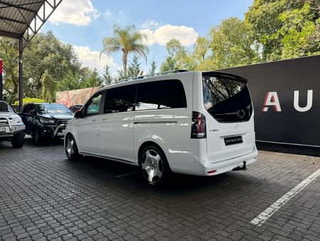 2025-Mercedes-Benz-V-Class-V300d-Exclusive_2