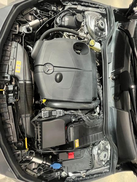 2017-Mercedes-Benz-CLA-200d-Urban-Auto_9