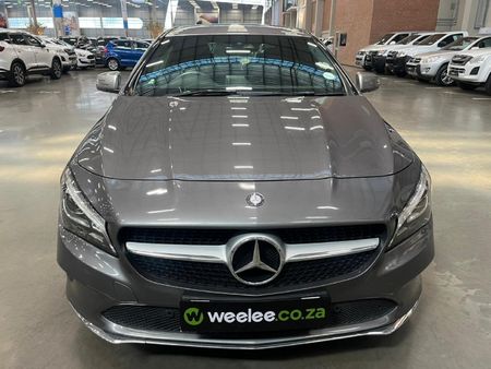 2017-Mercedes-Benz-CLA-200d-Urban-Auto_1