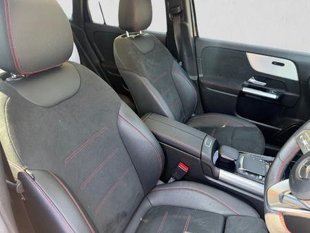2022-Mercedes-Benz-GLA-200-Progressive-Auto_15