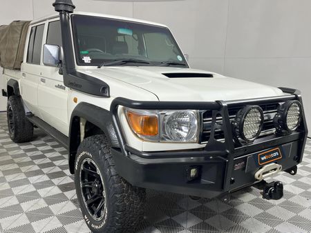 2020-Toyota-Land-Cruiser-79-45-D-Double-Cab_16