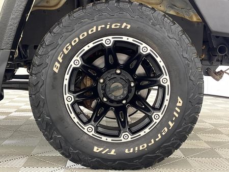 2020-Toyota-Land-Cruiser-79-45-D-Double-Cab_5